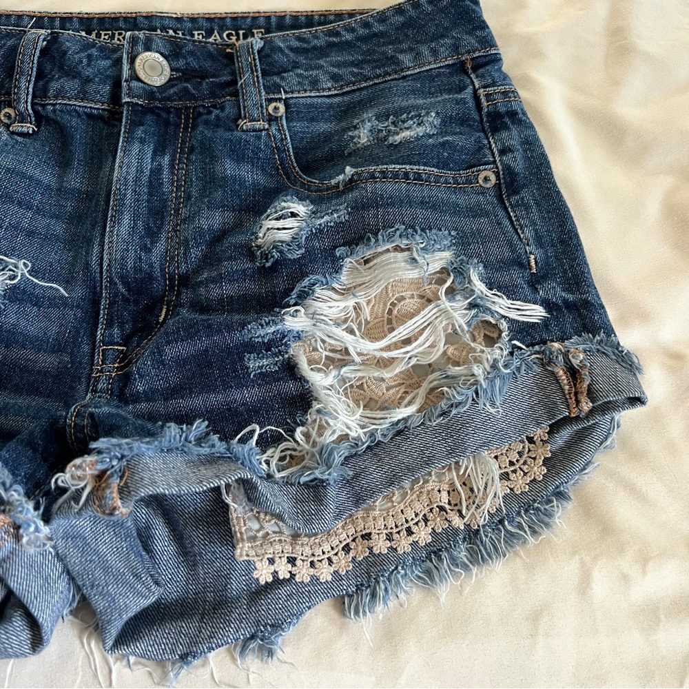 American Eagle Outfitters Blue Distressed Shorts with Lace - Picture 5 of 9